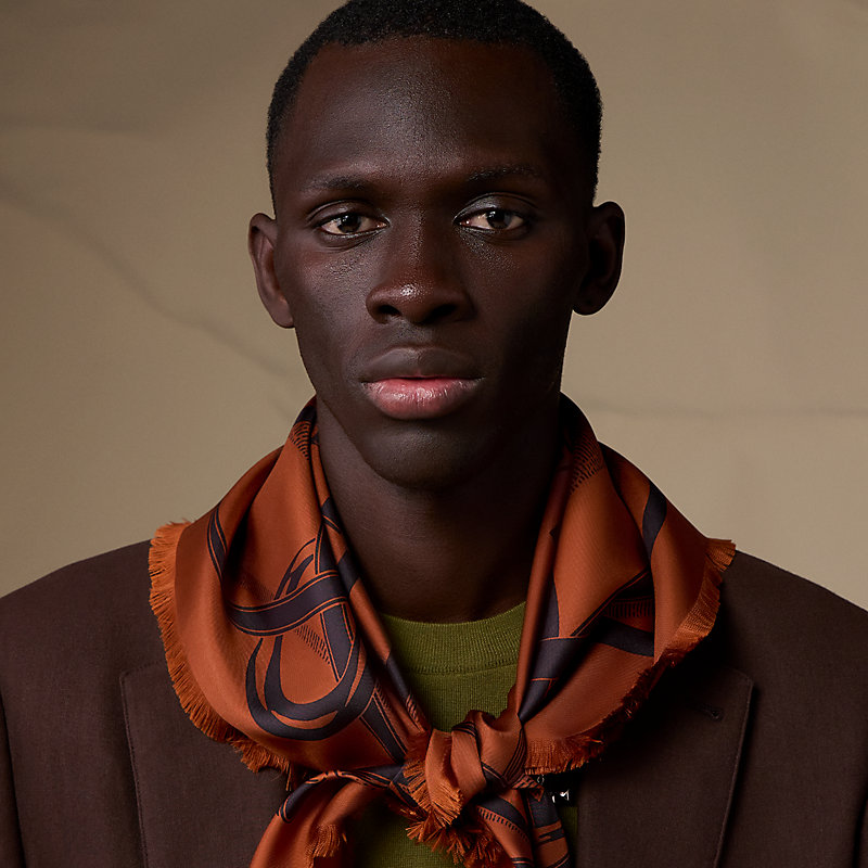 Grand Manege fringed scarf 80 - Beige | Hermès Macau SAR Grand Manege fringed scarf 80 - Beige | Hermès Macau SAR